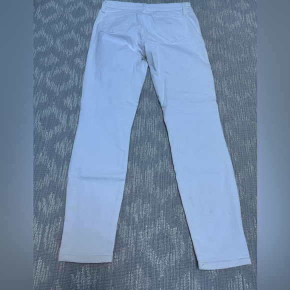 J crew 9" Mid Rise toothpick Jean In White, Size 27 - Picture 7 of 8